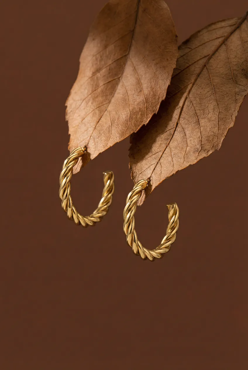 Boucles d'oreilles posées — Exemple Prompt Studio